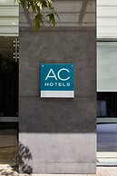 AC Hotel by Marriott® Santiago Cenco Costanera