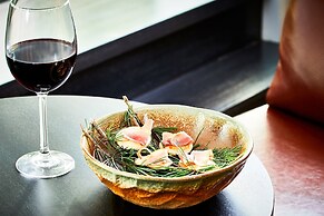 AC Hotel by Marriott® Santiago Cenco Costanera