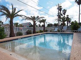 Beach Club Clubhouse 1