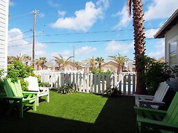 Beach Club Clubhouse 1