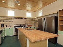 Beach Club Clubhouse 1