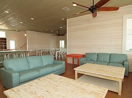 Beach Club Clubhouse 2