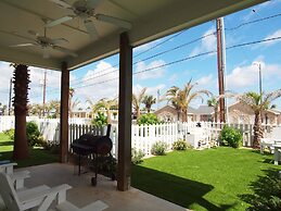 Beach Club Clubhouse 2