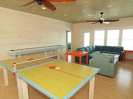 Beach Club Clubhouse 2