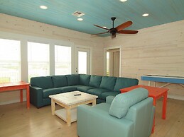 Beach Club Clubhouse 3