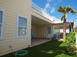 Beach Club Clubhouse 3