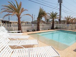 Beach Club Clubhouse 4