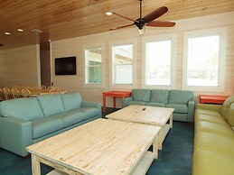 Beach Club Clubhouse 4