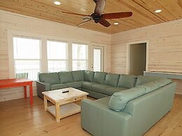 Beach Club Clubhouse 4