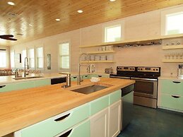 Beach Club Clubhouse 4