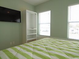 Beach Club Clubhouse 4