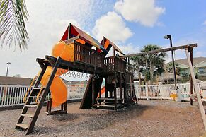 Admirals Quarters 103PB