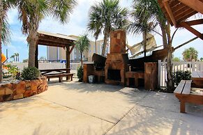 Admirals Quarters 103PB