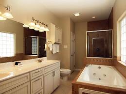 Orange Seahorse House 682KD