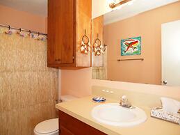 Pelican s Place LCV23