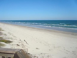 Tita s Sandcastle LC17