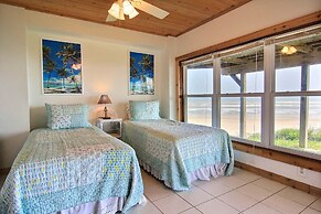 Tita s Sandcastle LC17