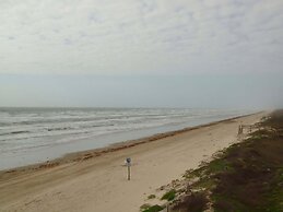 Tita s Sandcastle LC17