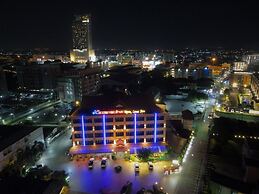 Rayong Lanna Hotel
