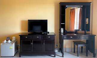 Rayong Lanna Hotel