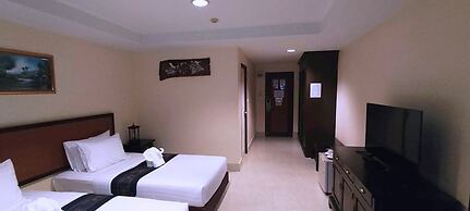Rayong Lanna Hotel