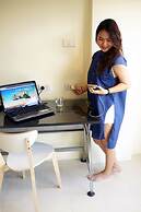 Caza V1 Serviced Apartment