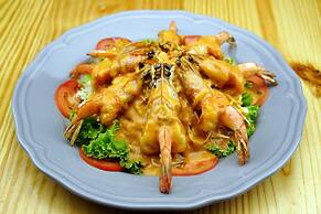 Caza V1 Serviced Apartment