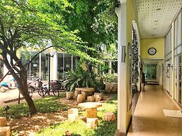 Caza V1 Serviced Apartment