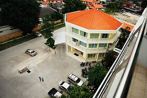 Caza V1 Serviced Apartment