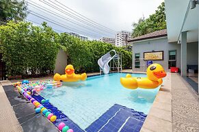 Villa Navin Resort