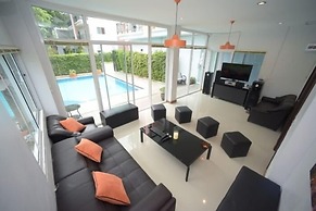 Villa Navin Resort