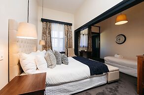 Hotel Etico at Mount Victoria Manor