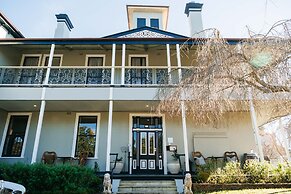 Hotel Etico at Mount Victoria Manor