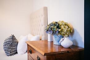 Hotel Etico at Mount Victoria Manor