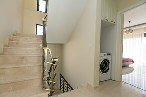 Paradise Town Villa Cordelia