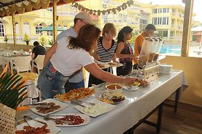 Praia Da Oura - Boutique Resort