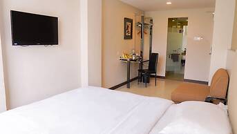 Verse Lite Hotel Gajah Mada