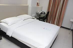 Verse Lite Hotel Gajah Mada