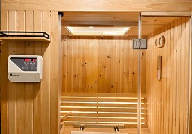 Verse Lite Hotel Gajah Mada