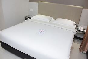 Verse Lite Hotel Gajah Mada