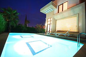 Paradise Town Villa Elite