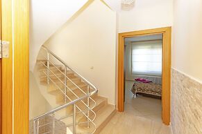 Paradise Town Villa Elite