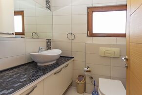 Paradise Town Villa Elite