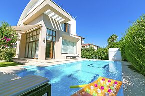 Paradise Town Villa Elite