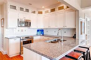 Bogan s on the Beach 4 Bedroom Holiday Home By Bald Head Island