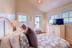 Chirico House 6 Bedroom Holiday Home By Bald Head Island