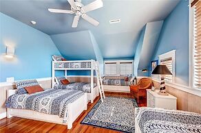 Coastal Beach House 5 Bedroom Holiday Home By Bald Head Island