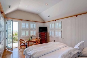 Sandbagger 5 Bedroom Holiday Home By Bald Head Island