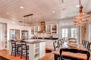 Summer Island 6 Bedroom Holiday Home By Bald Head Island