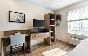 Extended Stay America Select Suites - Orlando - Airport